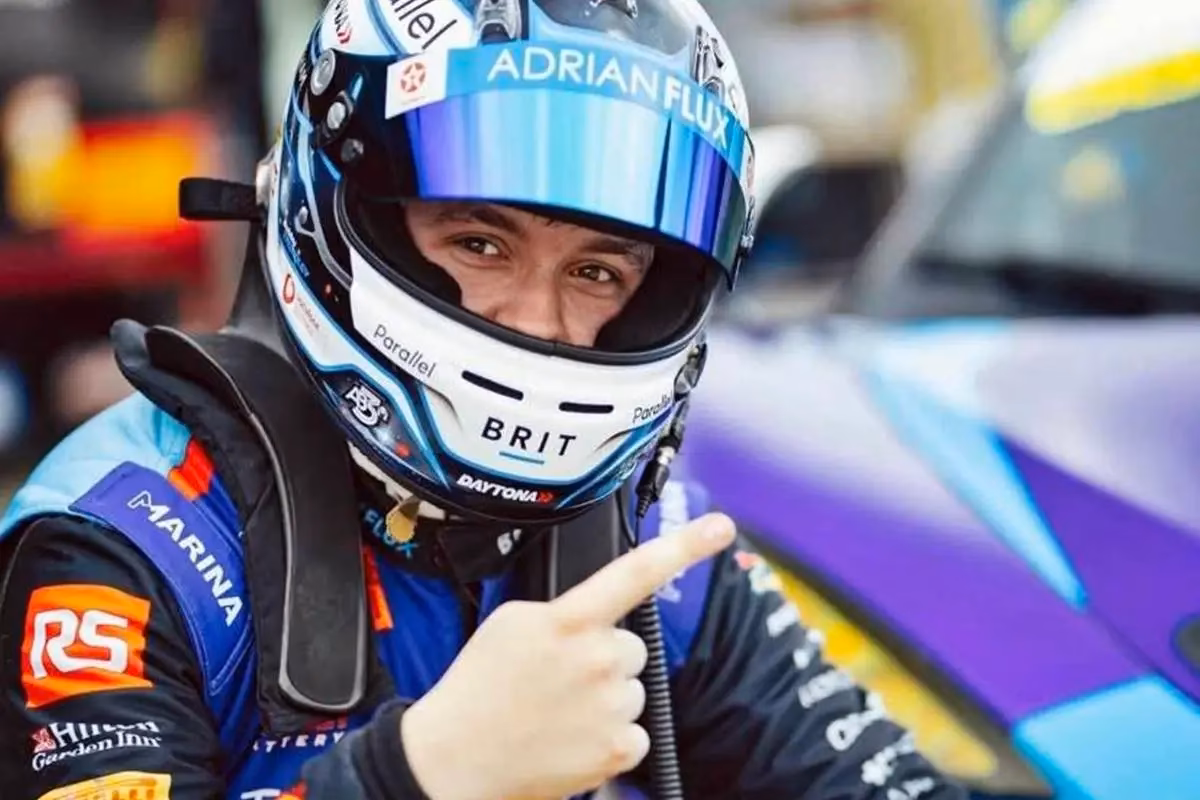 ¿Cómo se llama el piloto autista?