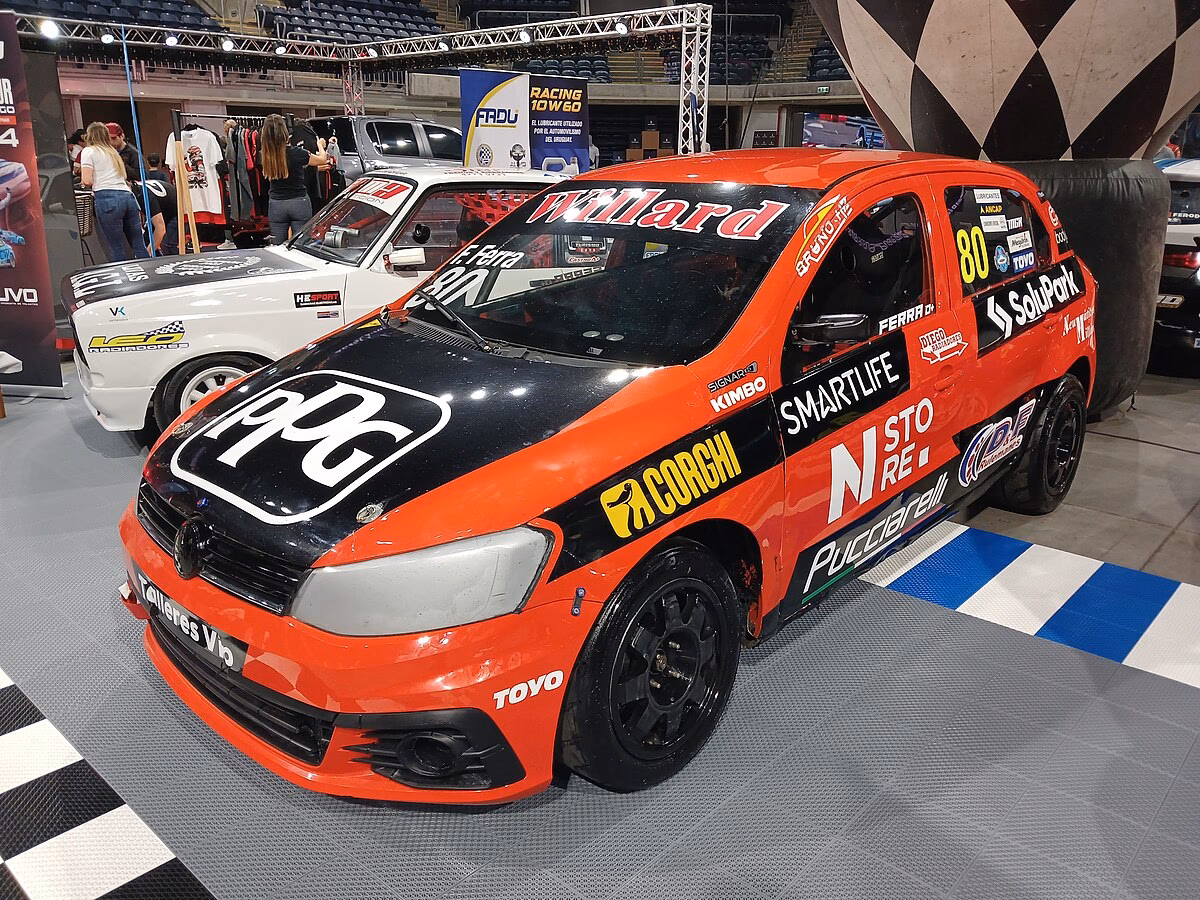 ¿Dónde ver las carreras del Pinar hoy?