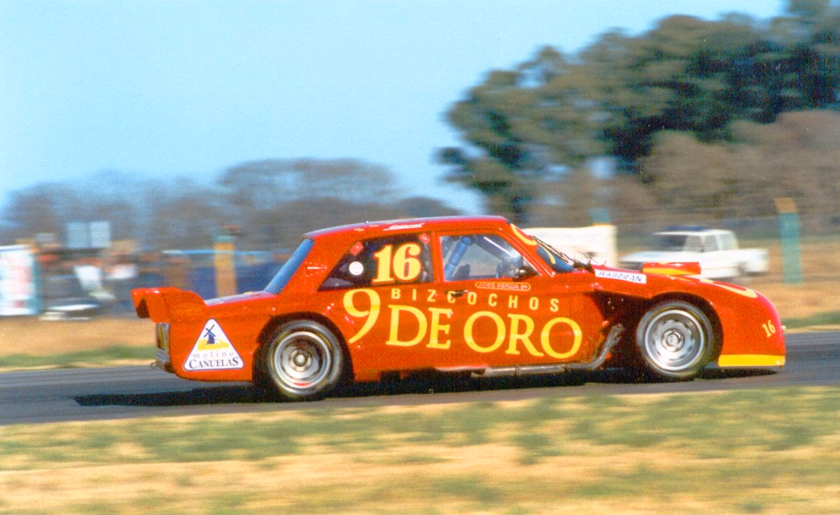 ¿Qué auto usa Ledesma en el TC?