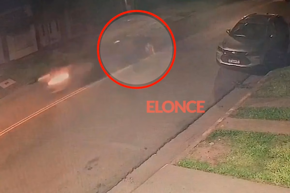 ¿Qué clase de palabra es automovilístico?