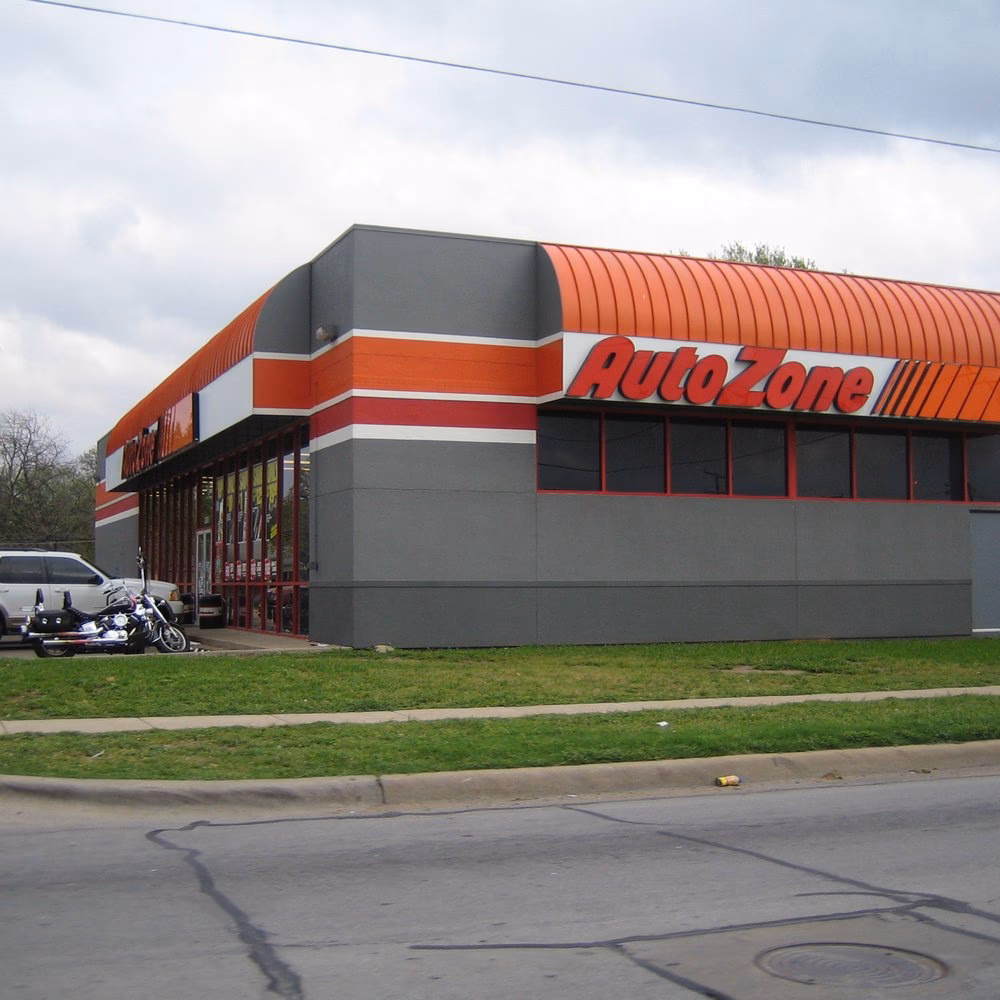 What does AutoZone pay in Texas?