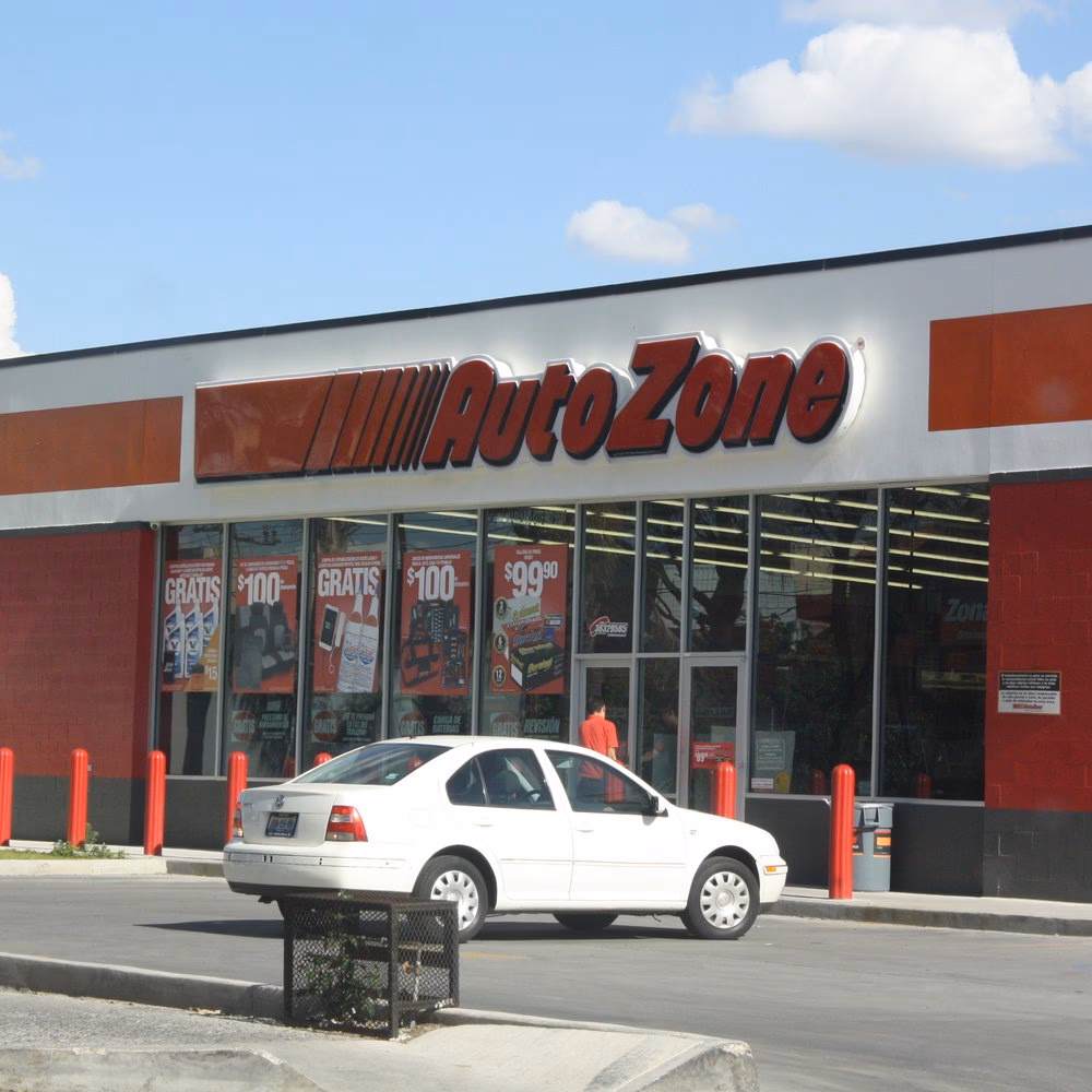 Who makes El Tequileno tequila?