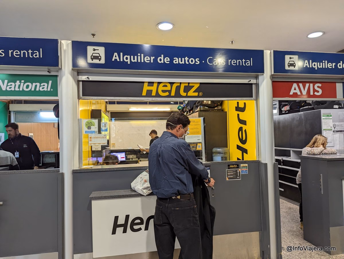 ¿Cuánto cuesta alquilar un auto por día en Córdoba?