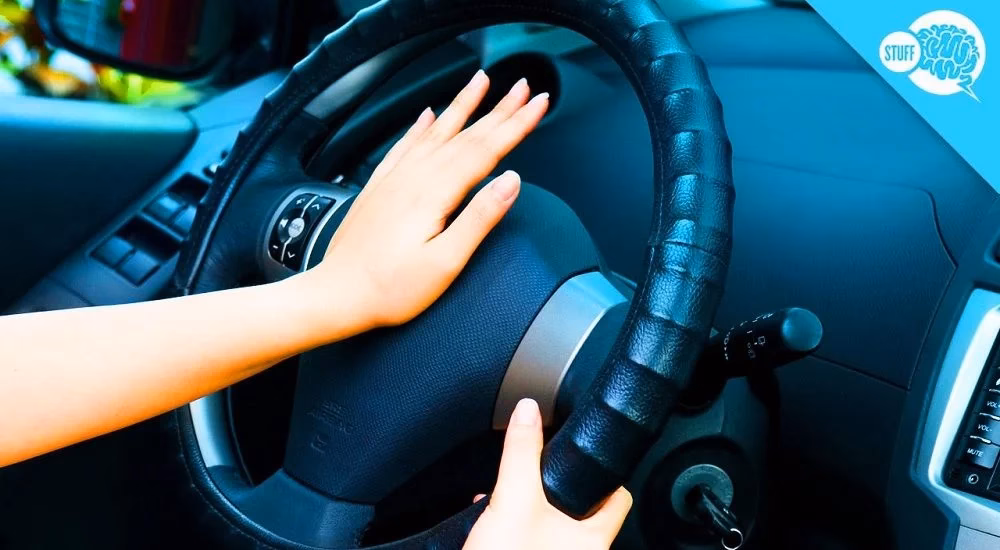 ¿Quién inventó la bocina en los coches?