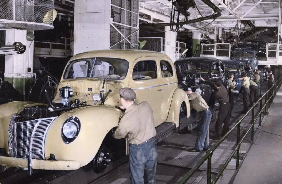 ¿Qué es una cadena de montaje de coches?