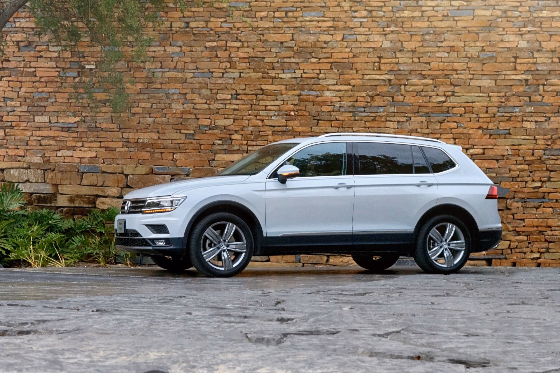 ¿Cuánto cuesta una Tiguan 2015?