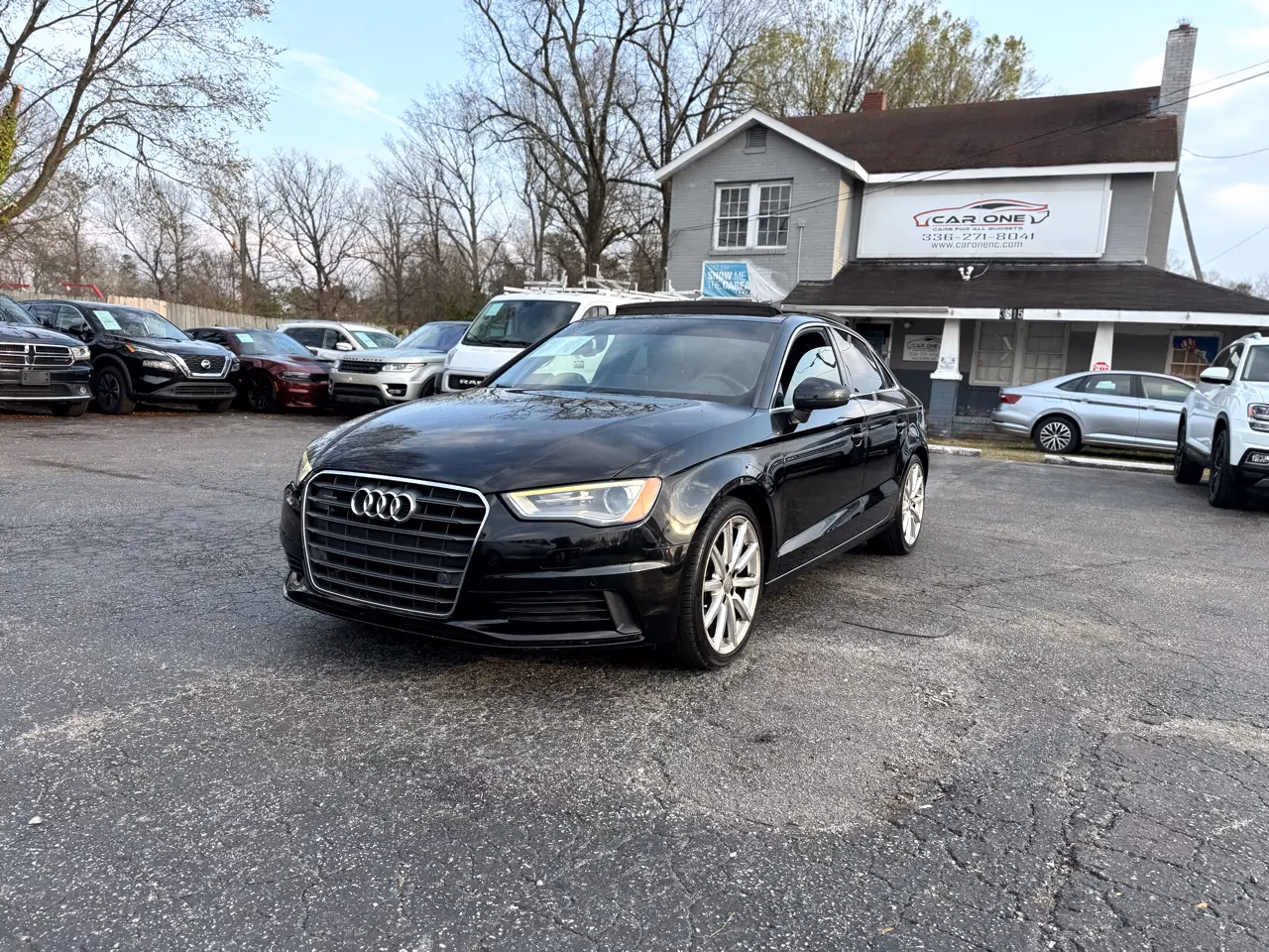 ¿Cuánto piden de enganche en Car One?