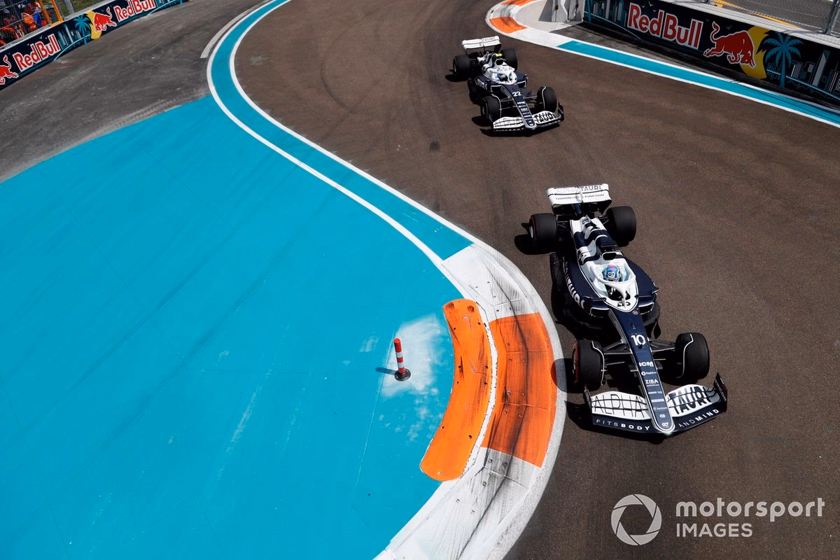 ¿Qué es una chicana en las carreras?