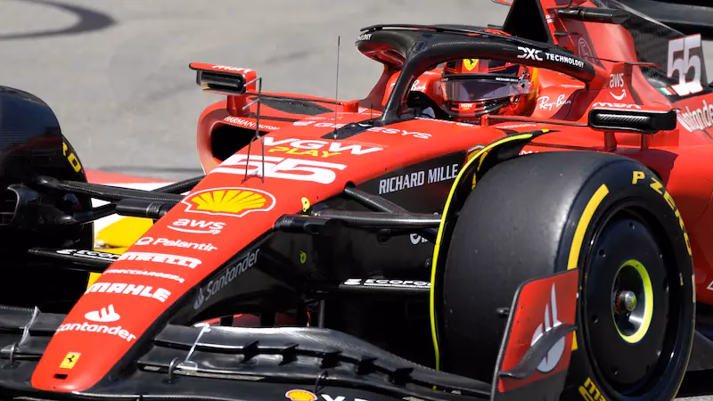 ¿Cómo se llama el famoso color utilizado en los coches de carreras?