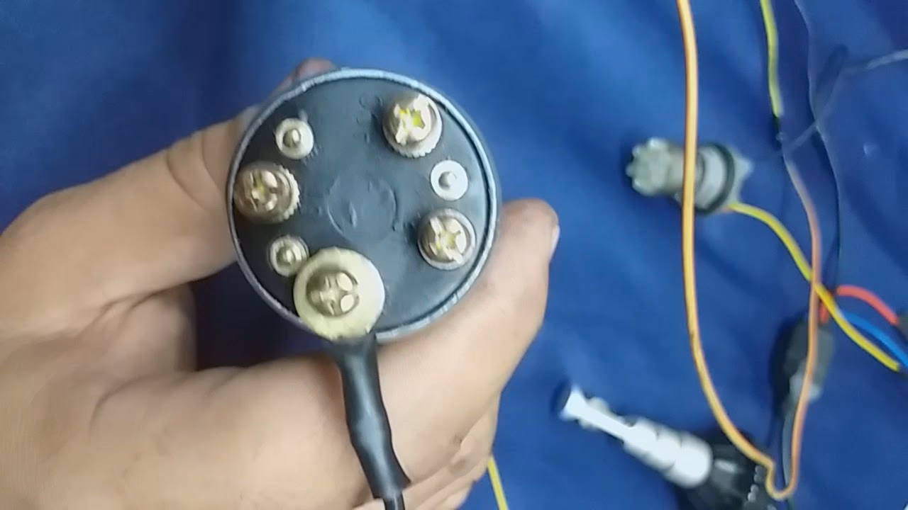 ¿Cómo puedo vincular una nueva llave a mi auto?