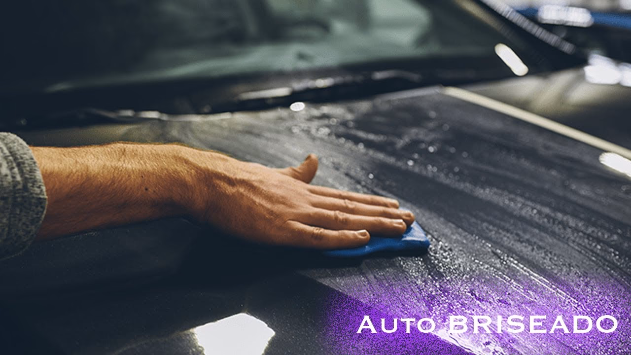 ¿Cuál es la forma más fácil de quitar la pintura de un auto?