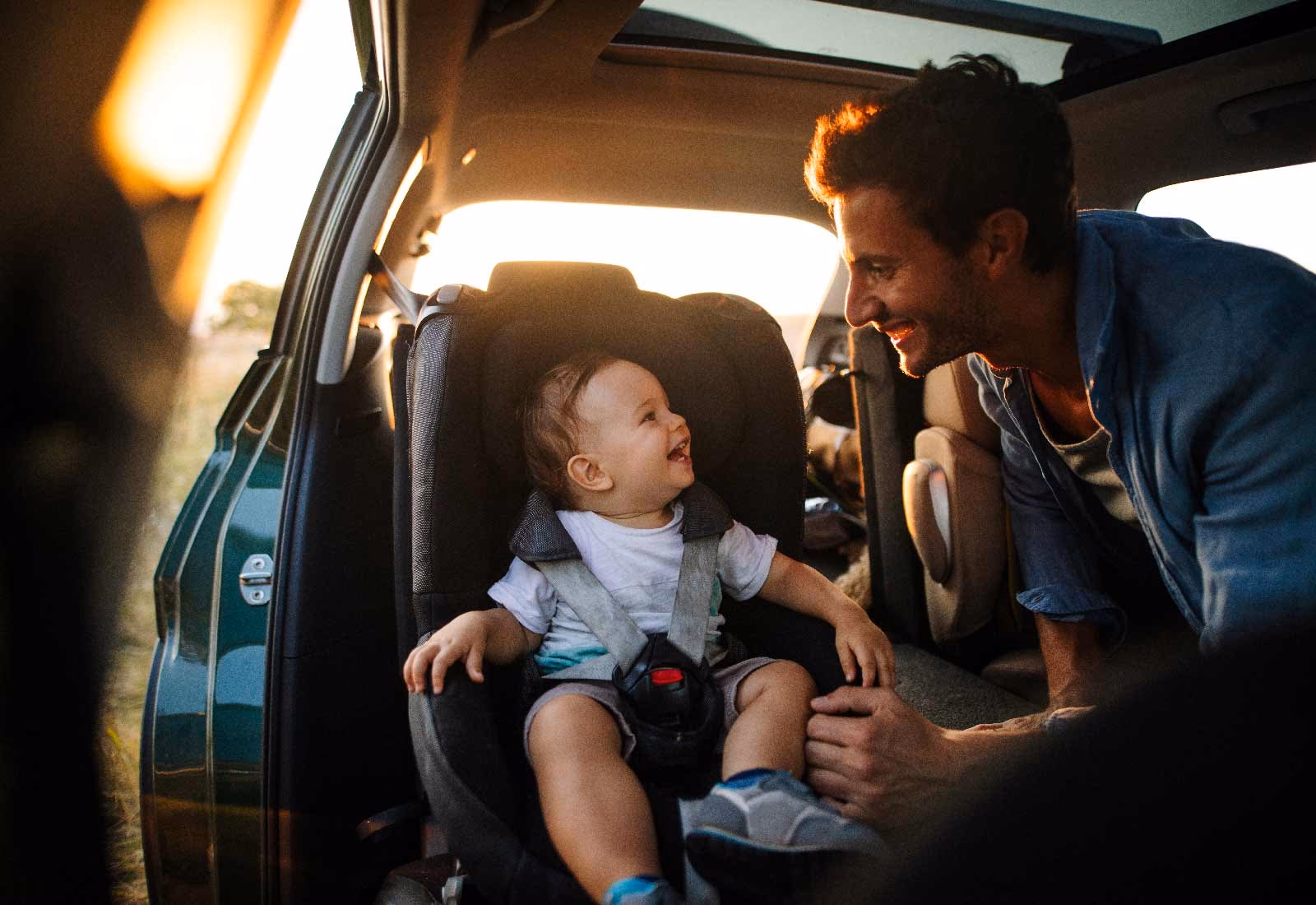 ¿A qué edad es más difícil viajar con un bebé?