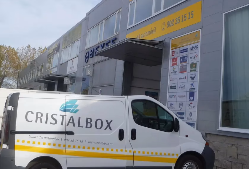 ¿Qué regala Cristalbox por cambiar la luna?