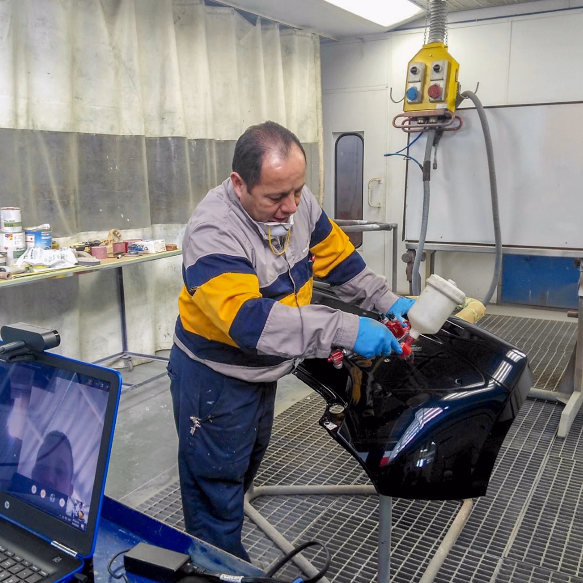 ¿Cuánto cuesta un curso de pintura automotriz?