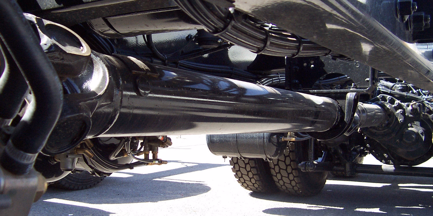 ¿Qué pasa si se daña el cardán del carro?