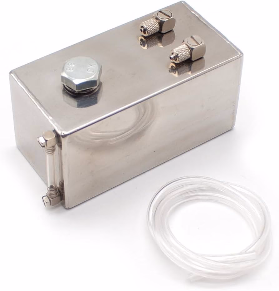 ¿De qué material es el tanque de gasolina?