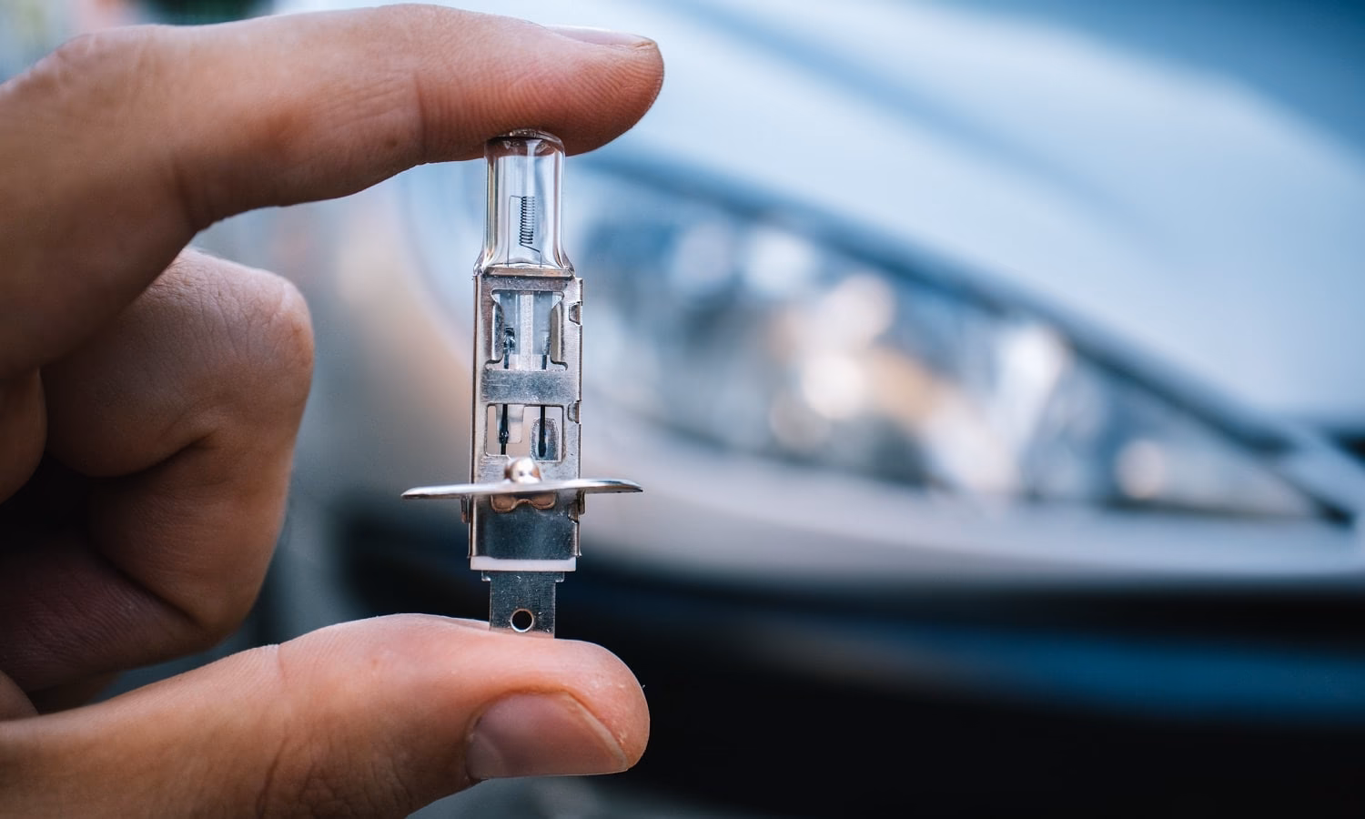 ¿Qué fallas más comunes suelen pasar en el sistema de luces automotrices?