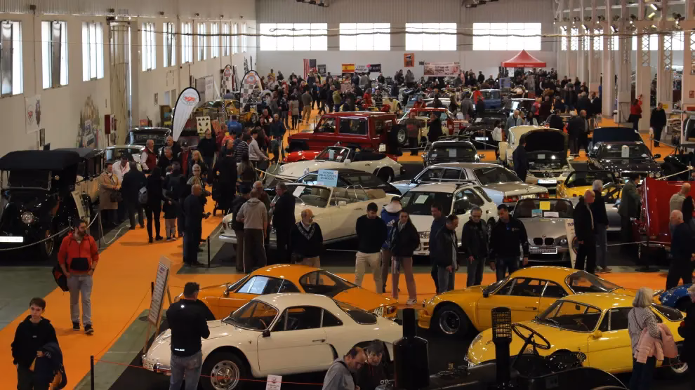 ¿Cuál es el horario de apertura de AutoClassic Alcañiz?