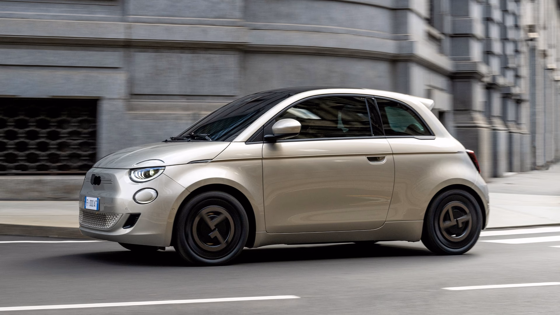 Does Fiat make a hatchback?