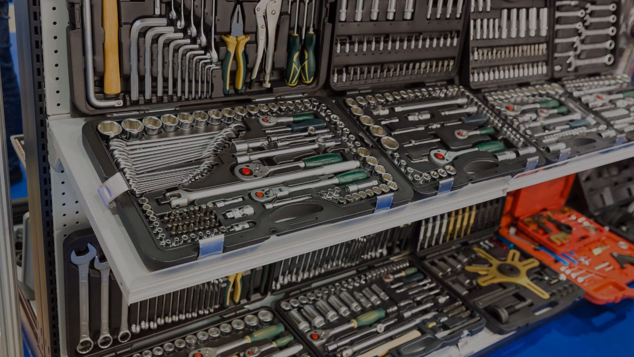 ¿Qué herramientas se utilizan en un taller automotriz?