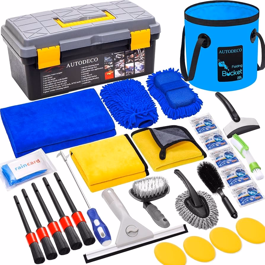 ¿Qué debe llevar el kit del carro?