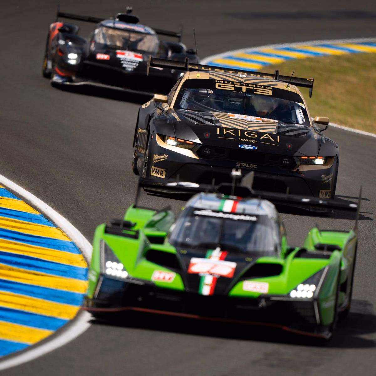 What cars are allowed in Le Mans?