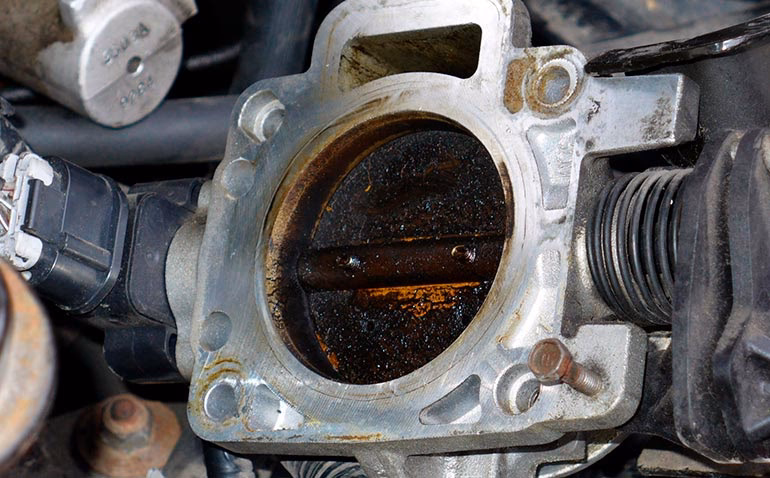 ¿Cuánto cuesta cambiar la mariposa del coche?