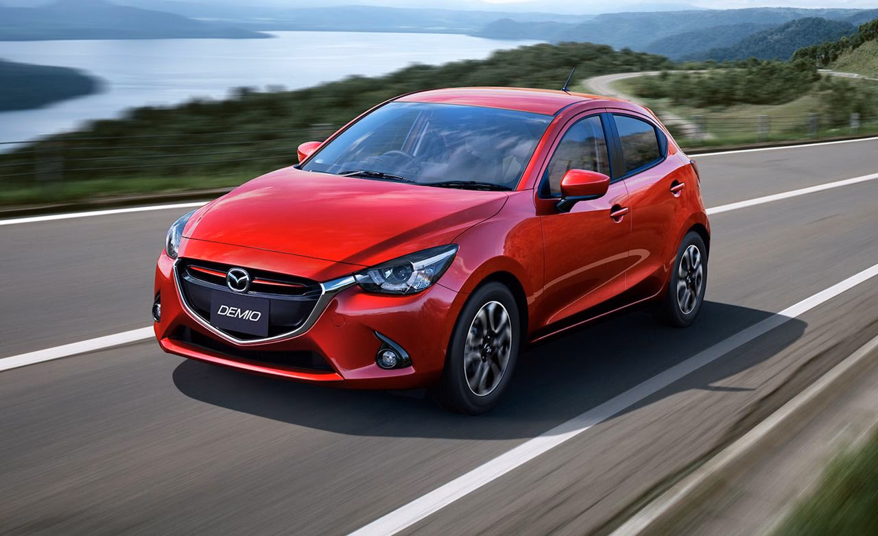 ¿Cuál es el Mazda más pequeño?