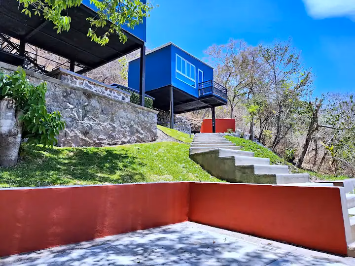 What does the S mean on a Mini Cooper Countryman?