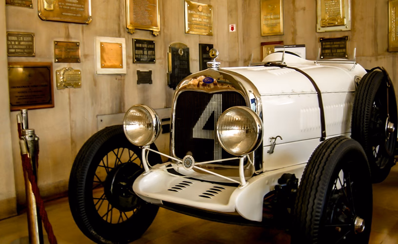 ¿Qué pasó con el Museo del Automóvil?