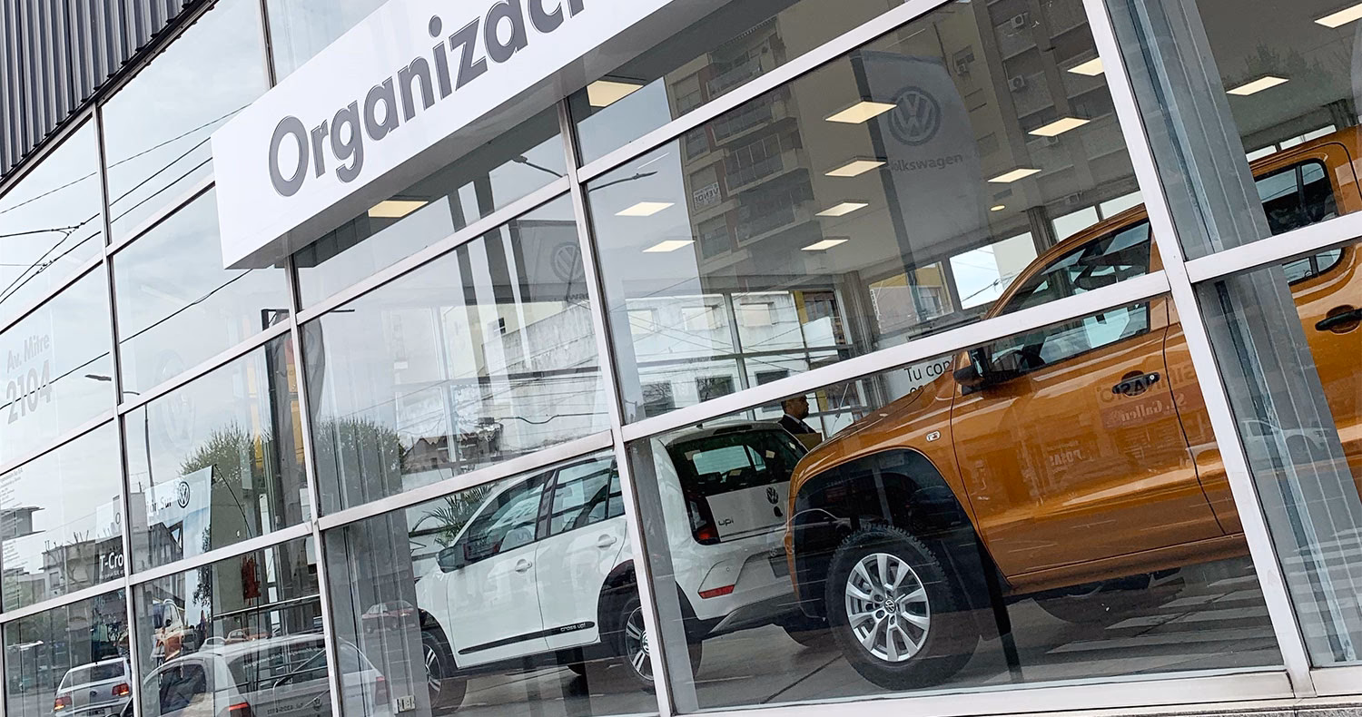 ¿Qué estructura organizacional tiene Volkswagen?