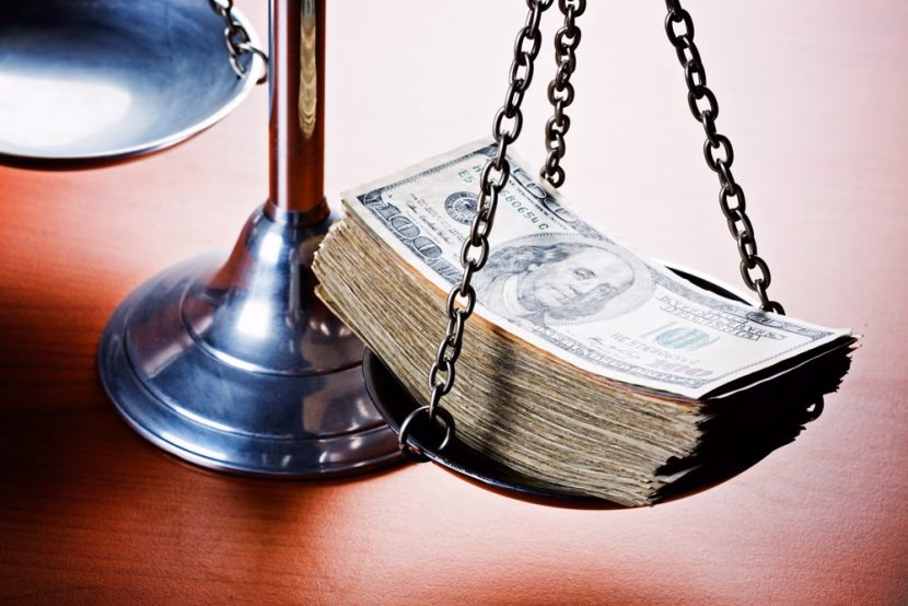 ¿Cómo se llama el pago por daños?