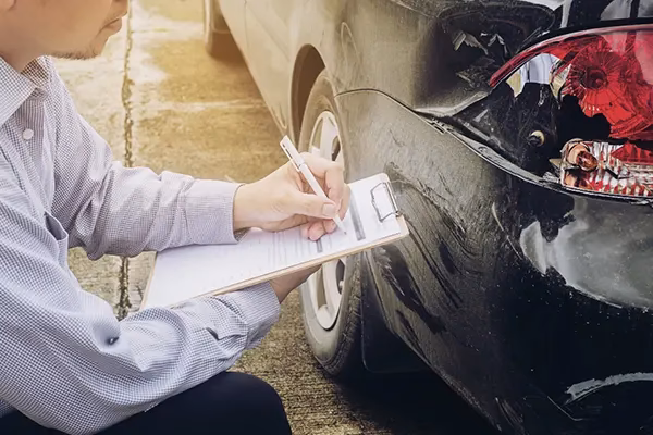 ¿Qué es la peritación de un coche?