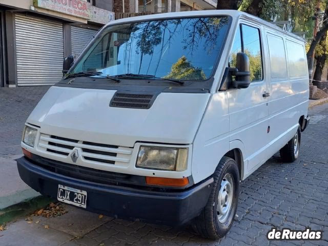 ¿Cuánto cuesta una Renault Trafic camper?