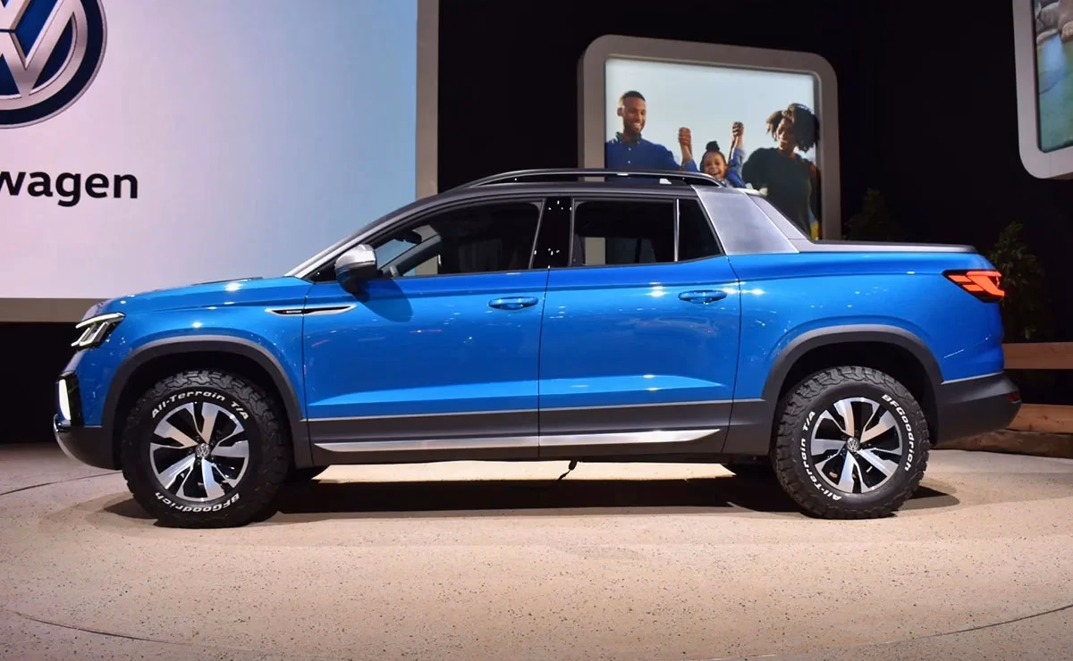 ¿Cuál es el precio de un T-Roc R-Line nuevo?