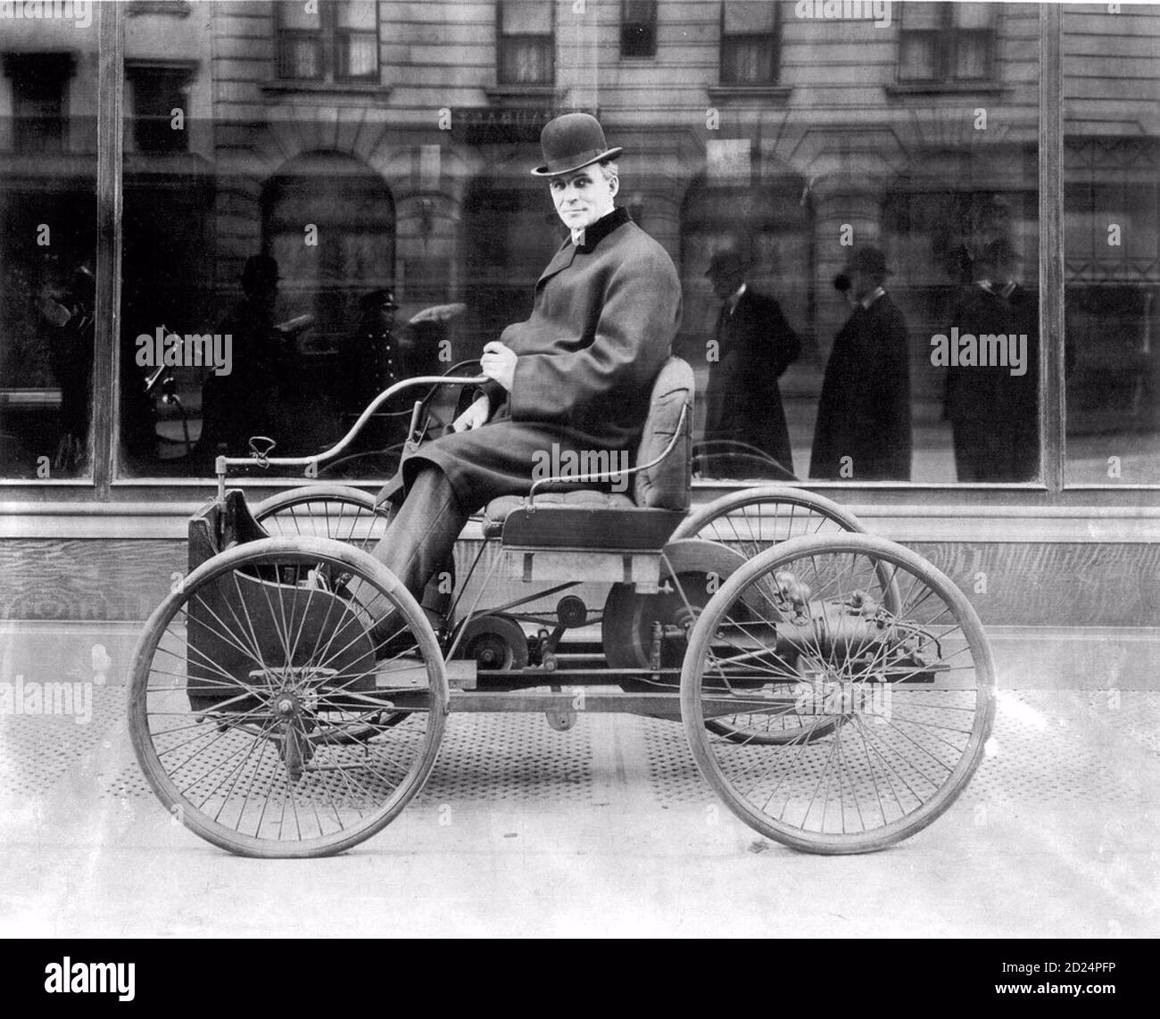 ¿Cuál fue el primer auto fabricado en los Estados Unidos?