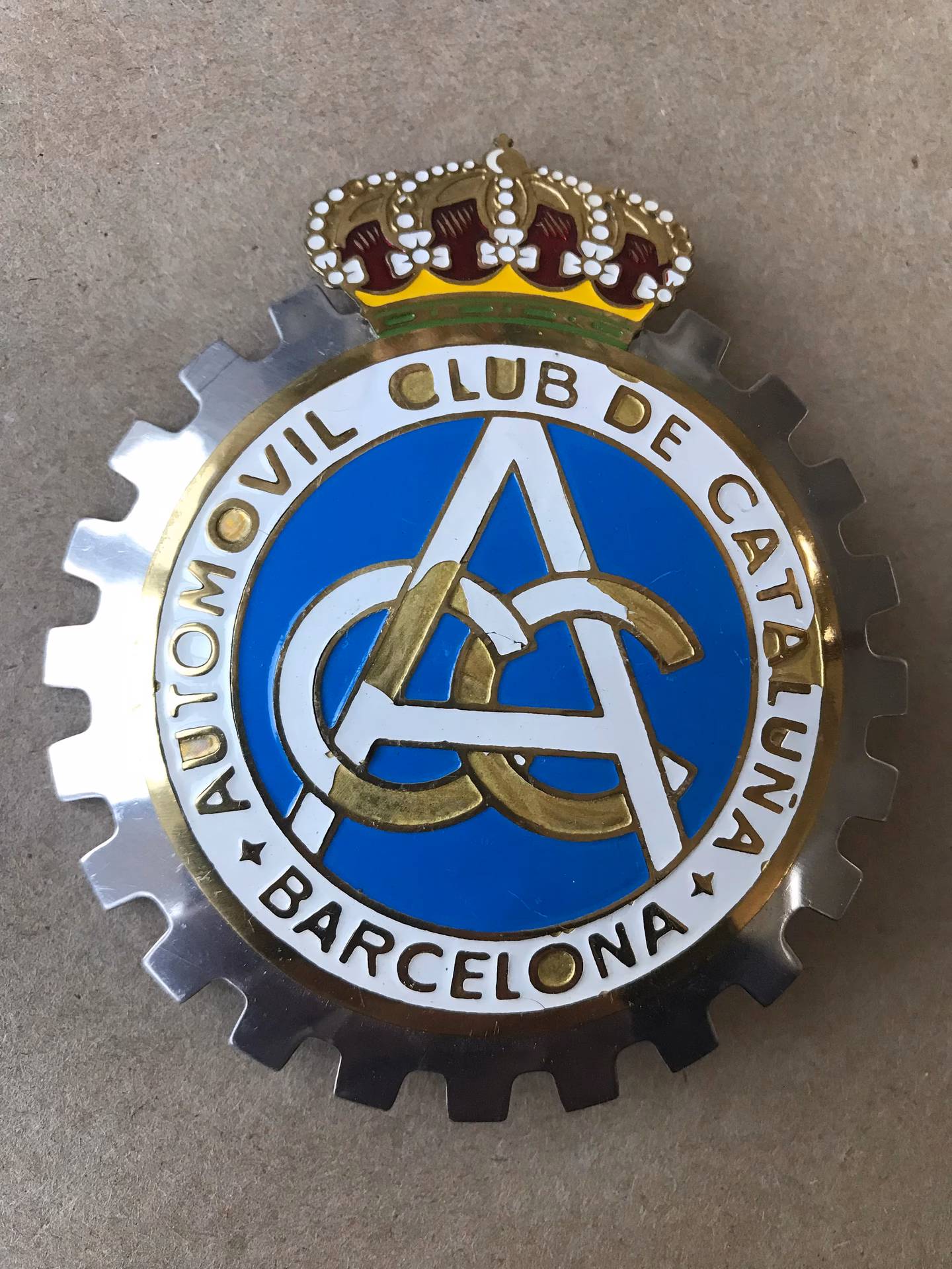 ¿Quién es el dueño del RACC?