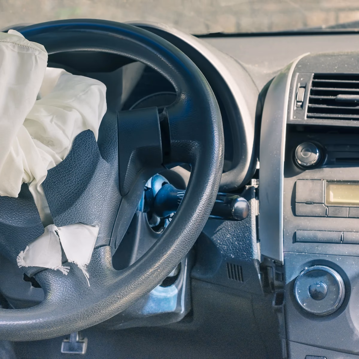 ¿Cuánto cuesta reemplazar completamente los airbags?
