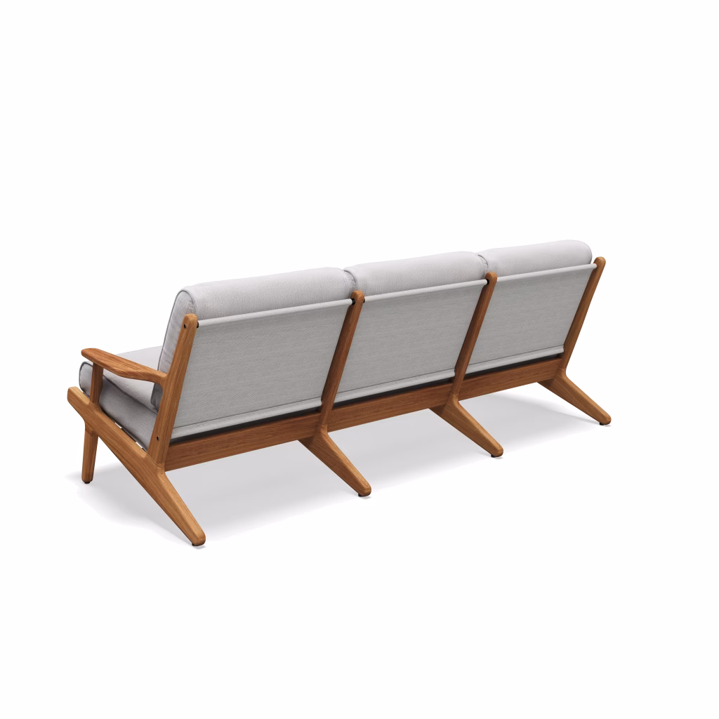 Is it sitter or seater?