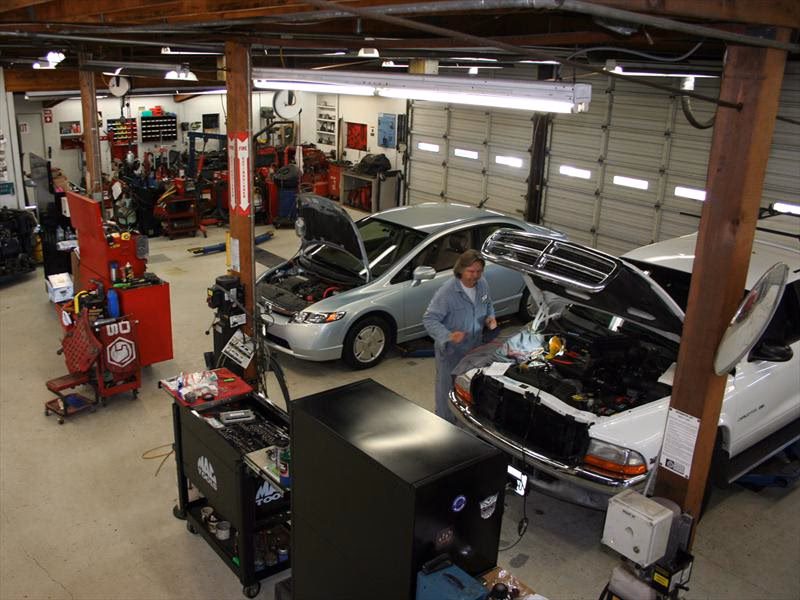 ¿Cuánto vale la hora de un taller mecánico?