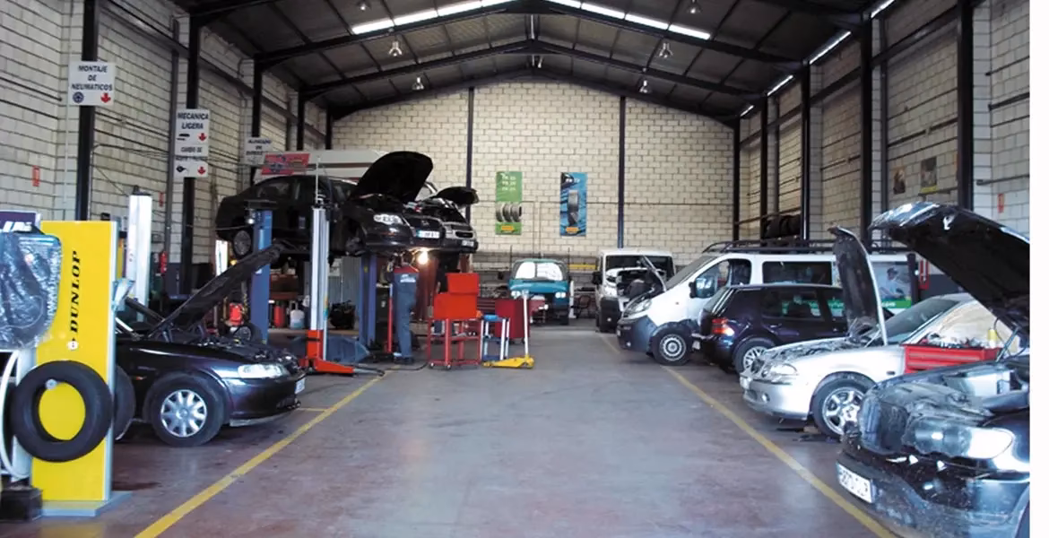 ¿Qué hace un vendedor de refacciones?