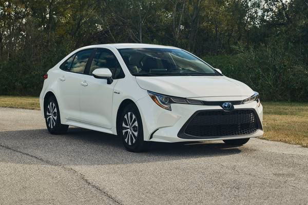 What are the disadvantages of the Toyota Corolla Hybrid?