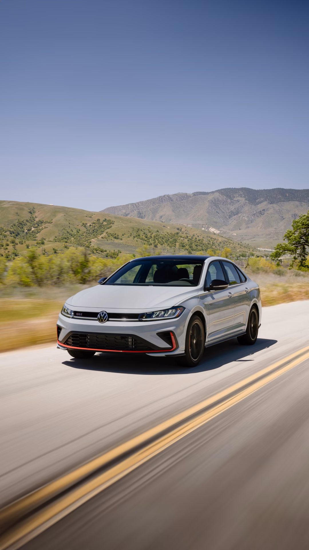 Does Volkswagen have sedans?